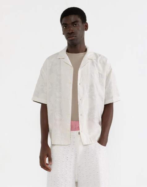 Pull&Bear - Offwhite og kortærmet skjorte i jacquard med blomstermønster - view 1