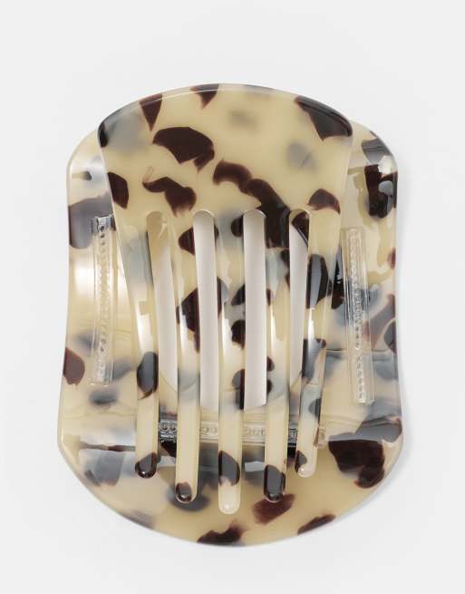 Pull&Bear Oval tortoiseshell-effect hair clip in brown, 5 of 5