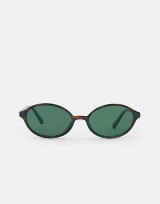 Pull & Bear - Ovale Sonnenbrille aus Kunstharz in Braun-Brown