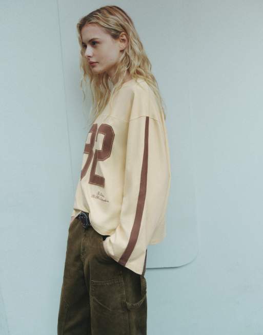 Pull&Bear Oversize 82 Grafik-T-Shirt in Gelb, 4 von 7