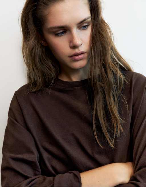 Pull&Bear Oversize Langarm-T-Shirt in Braun, 3 von 7