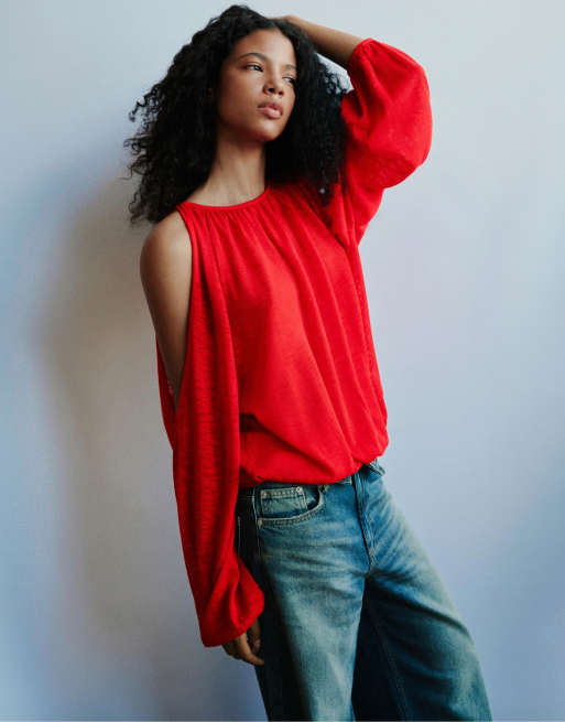 Pull&Bear Oversize-Pullover mit Raffungen in Rot, 3 von 7