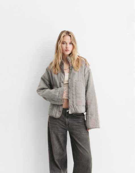Pull&Bear – Oversize-Steppjacke in Blassgrau - view 1
