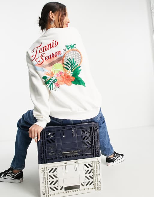 Pull&Bear – Oversize-Sweatshirt in Weiß mit Tennis-Grafik, Kombiteil