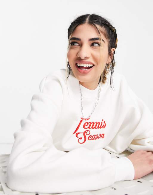 Pull&Bear – Oversize-Sweatshirt in Weiß mit Tennis-Grafik