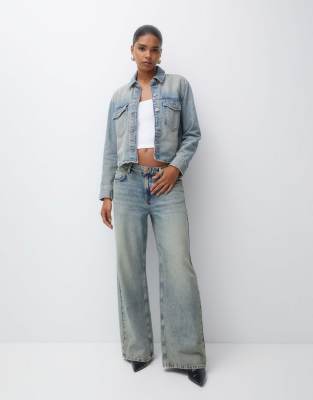 oversized baggy low waist jeans in washed blue