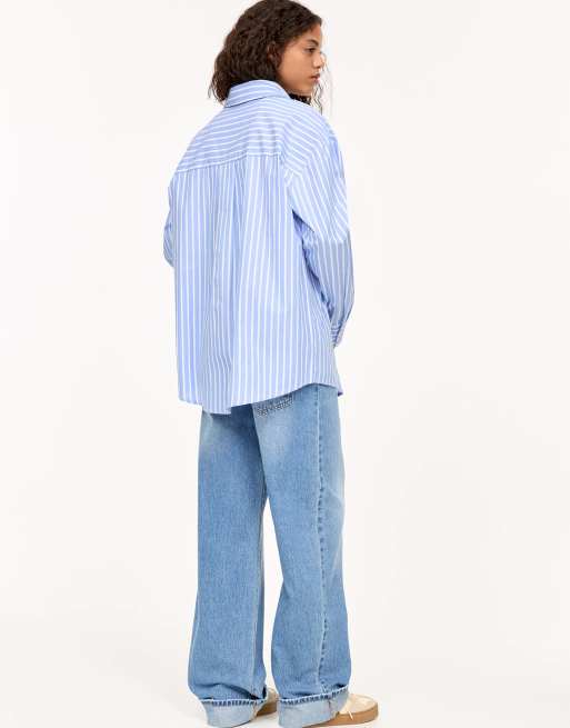 Pull&Bear oversized contrast striped shirt in blue, 3 of 4