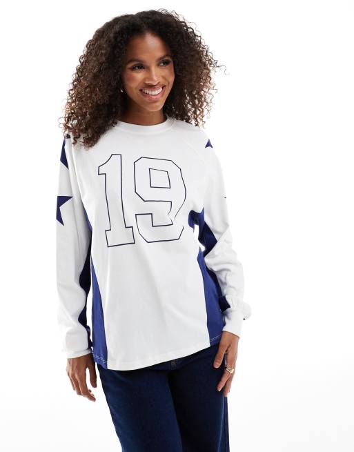 Pull&Bear - Oversized ecrufarvet T-shirt med lange ærmer og sporty print