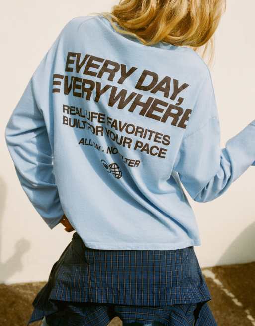 Pull&Bear oversized graphic T-shirt in pastelblauw, 2 van 6