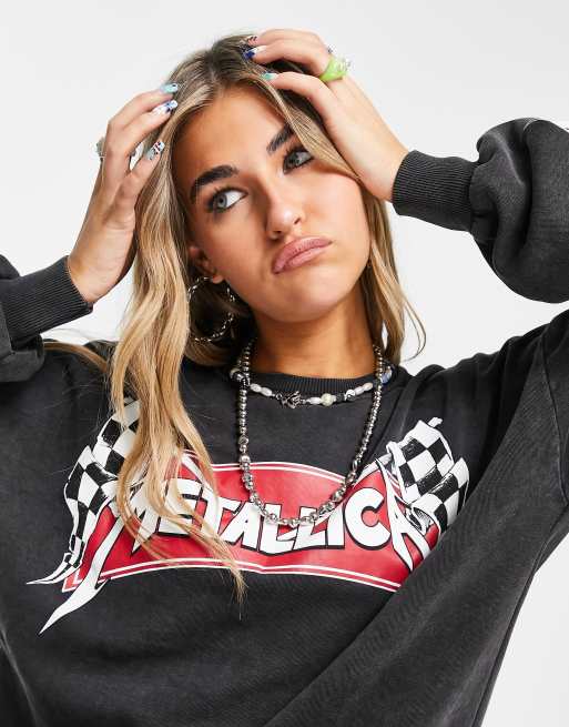 Pull&Bear oversized Metallica sweatshirt in washed black |