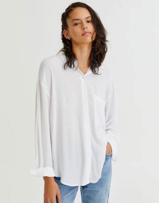 Pull&Bear oversized shirt in white - ASOS Price Checker