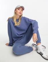 Cotton On classic relaxed sweatshirt in washed sage | ASOS