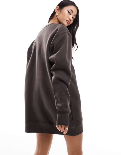 Pull&Bear oversized sweatshirt dress in chocolate brown