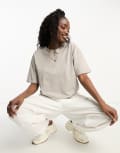[Pull & Bear] Pull & Bear oversized T-shirt in stone-Neutral M STONE