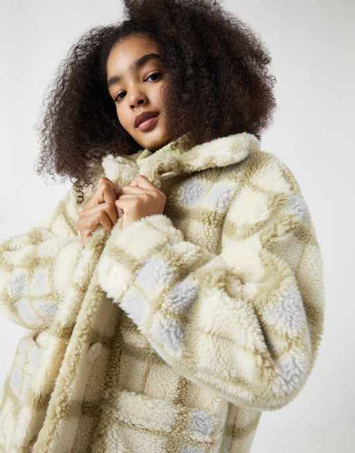 Teddy coat 2024 pull and bear