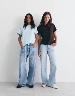 Pull & Bear - Pack mit Regular-Fit-T-Shirts in Braun-Brown