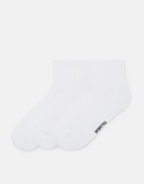 Pull&Bear Pack of 3 mid-calf socks in white - view 1