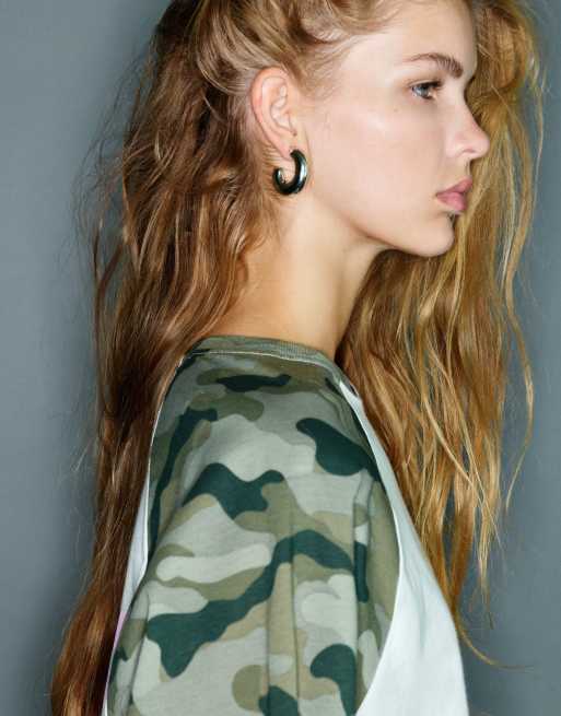Pull&Bear Pack of 6 basic hoops in gold, 2 of 4