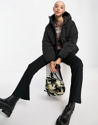 Pull&Bear padded puffer jacket with hood in black