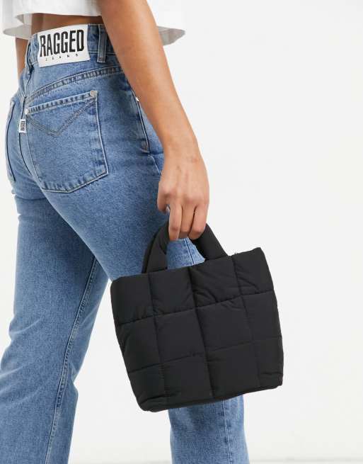 Pull&Bear padded shopper bag with detachable strap in black, 2 of 4