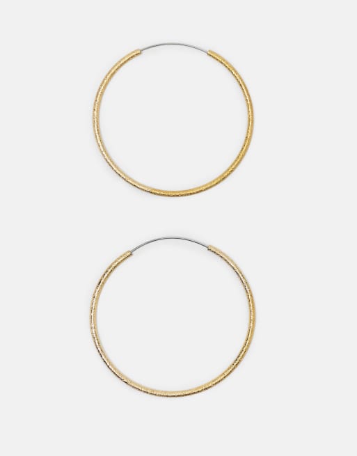 Pull&Bear Pakke med 3 teksturerede creoler i guld, 3 af 4