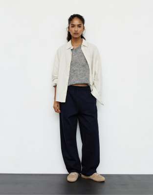 Pull & Bear - Pantalon de survêtement bouffant - Bleu marine XS