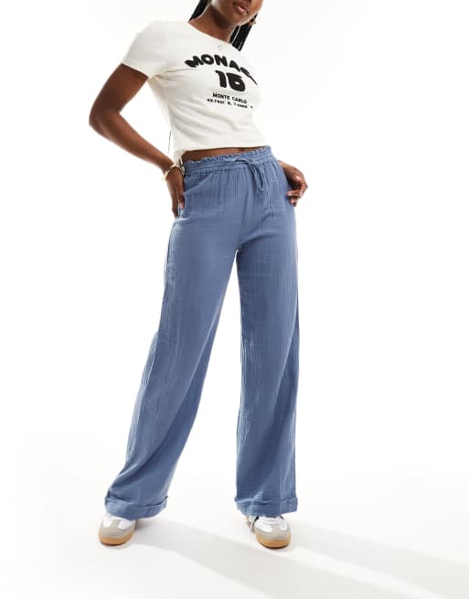 Pull&Bear - Pantalon effet froissé avec cordon de serrage à la taille - Bleu