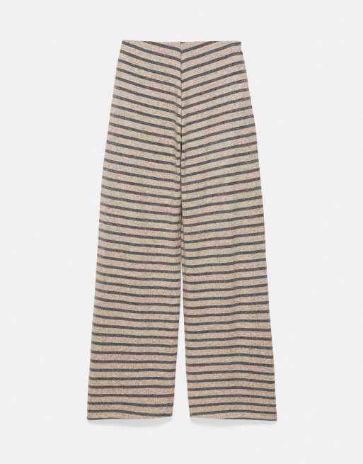 Pull&Bear pantalon large doux au toucher à rayures, 6 de 6