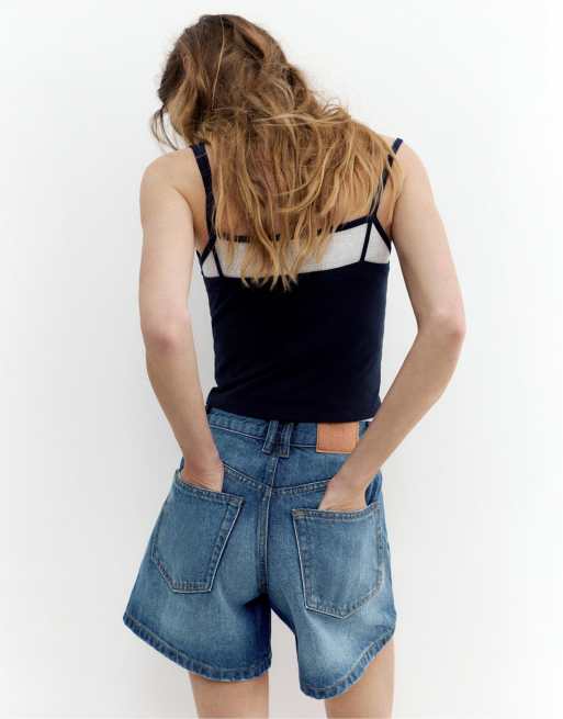 Pull&Bear - Pantaloncini bermuda a vita medio alta in denim blu scuro, 4 di 4