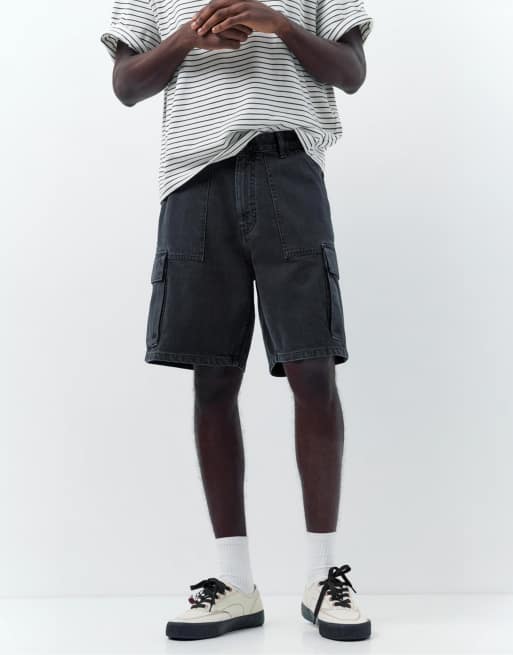 Pull&Bear - Pantaloncini bermuda cargo larghi nero sbiadito, 3 di 4