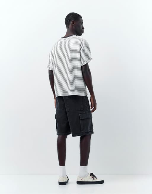 Pull&Bear - Pantaloncini bermuda cargo larghi nero sbiadito, 4 di 4