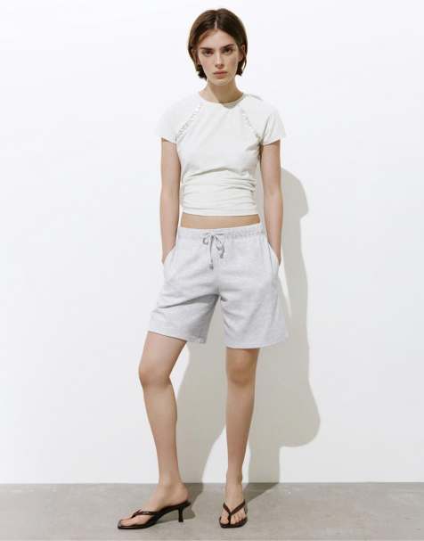 Pull&Bear - Pantaloncini bermuda grigi con elastico in vita - view 1