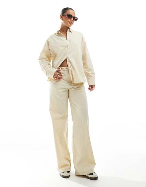 Pull&Bear - Pantaloni a fondo ampio allacciati in vita color crema in coordinato - view 1