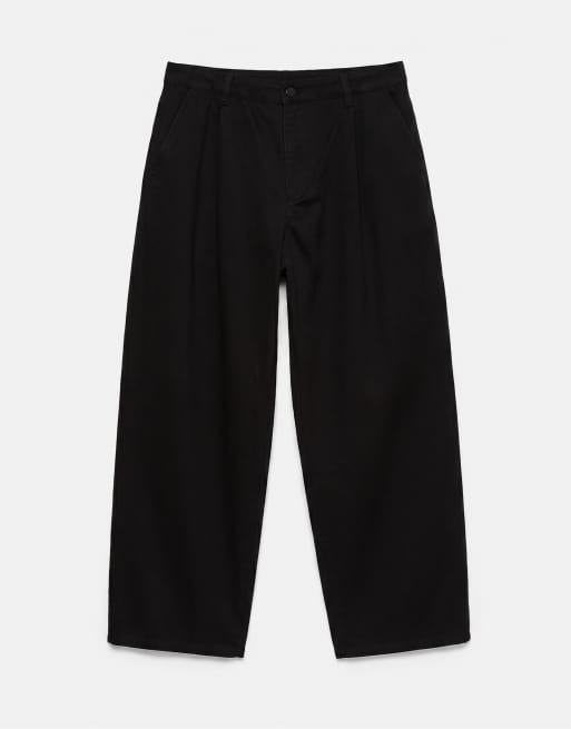 Pull&Bear pantaloni baggy con pince neri, 6 di 7