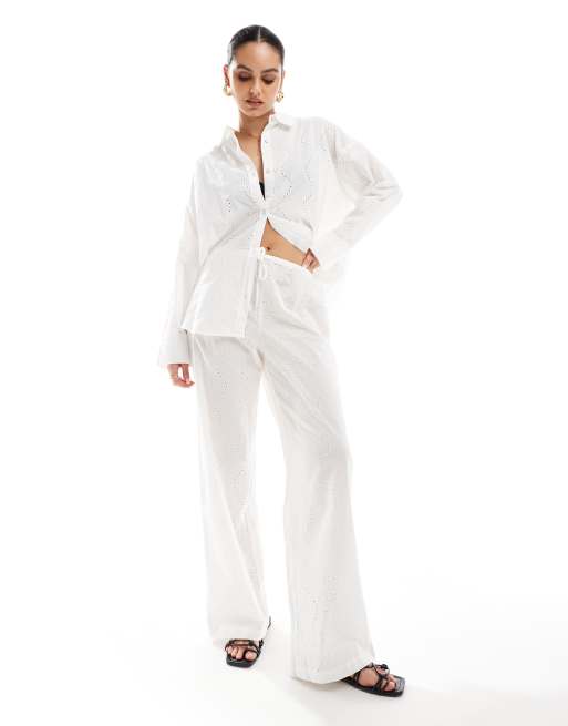 Pull&Bear - Pantaloni con coulisse in pizzo bianco in coordinato