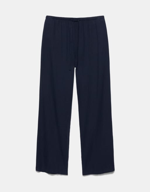 Pull&Bear - Pantaloni fluidi in misto lino e viscosa blu navy, 6 di 7