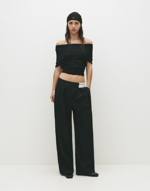 Pull&Bear - Pantaloni neri con dettaglio a contrasto e incrocio in vita