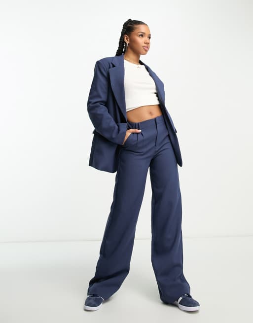 Pull&Bear - Pantaloni sartoriali a vita alta color blu navy in coordinato