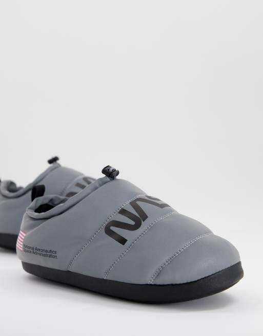 Pull&Bear - Pantoffels met NASA in grijs