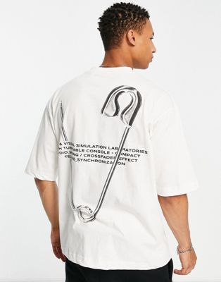 Pull&Bear paper clip back print t-shirt in white - ASOS Price Checker