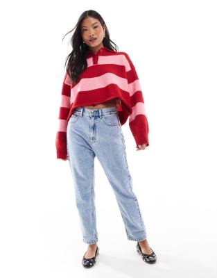 Pull & Bear Petite - Basic-Mom-Jeans in Hellblau mit hohem Bund