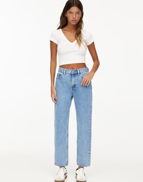 Pull&Bear Petite basic mom jeans in medium blue - view 1