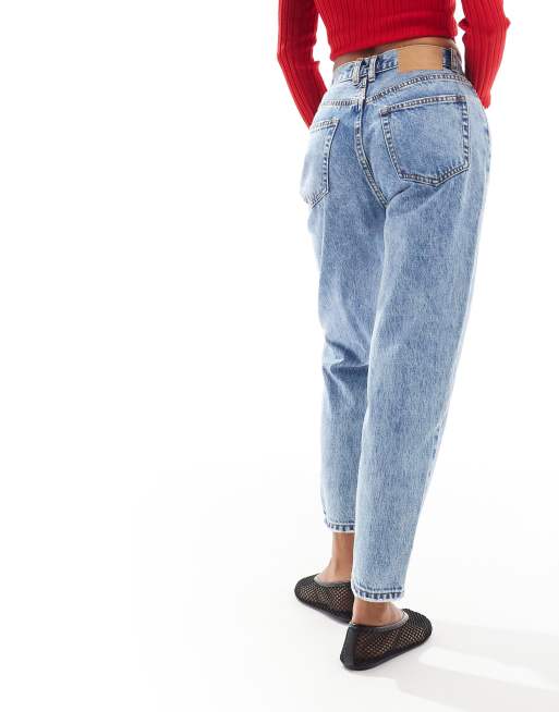 Pull&Bear Petite – Blå mom jeans i mellanljus tvätt med hög midja, 3 av 5