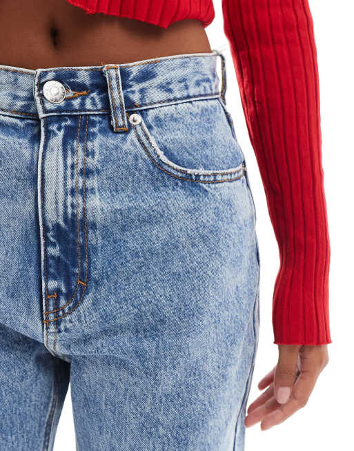 Pull&Bear Petite – Blå mom jeans i mellanljus tvätt med hög midja, 5 av 5