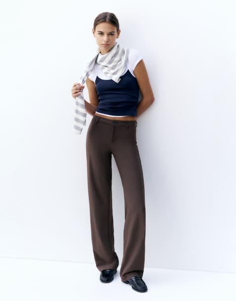 Pull&Bear Petite – Bruna byxor med raka ben - view 1
