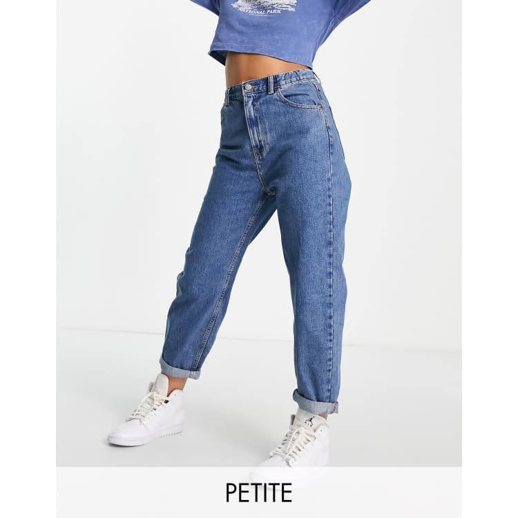 Pull&Bear Petite elasticated waist mom jean in blue