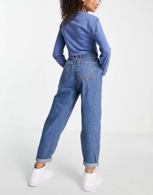 Pull&Bear Petite elasticated waist mom jean in blue