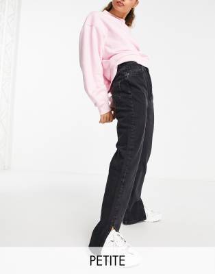 Pull & Bear Petite - Exklusive Jeans im Stil der 90er in Schwarz mit geradem Bein und geschlitztem Saum