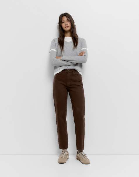 Pull&Bear Petite high-waist mom fit jeans in brown - view 1
