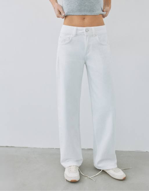 Pull&Bear Petite jeans met lage taille en rechte pijpen in wit, 4 van 6